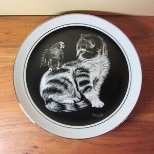 1979 vintage royal cornwall plate "talk to me" cat & parrot droguett (w4225)
